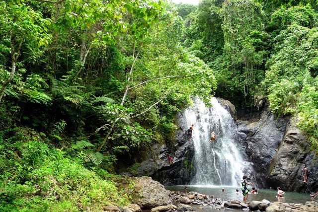 savusavu-waterfall